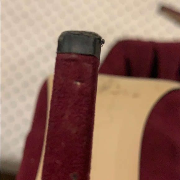 Burgundy high heels with lace detail - Picture 5 of 5